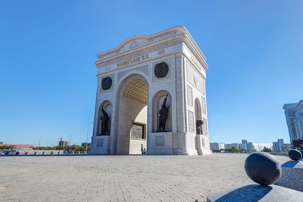 Mangilik El Triumphal Arch
